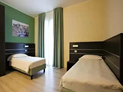 Vienna - 25