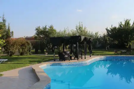 Galeria In The Garden - 10