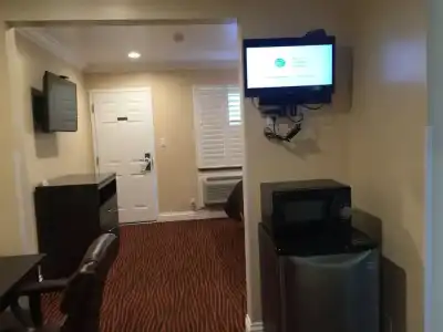 Convention Center Inn & Suites - 2