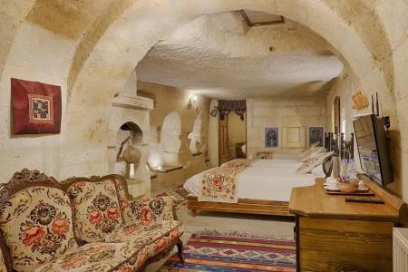 Tulip Cave Suites - 175