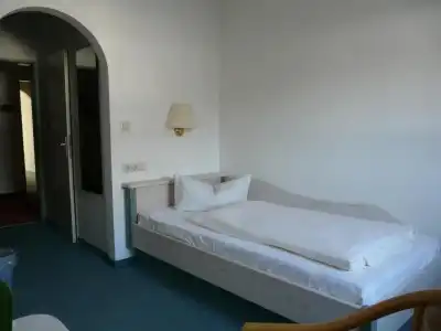 Roter Hahn - Bed & Breakfast - 29