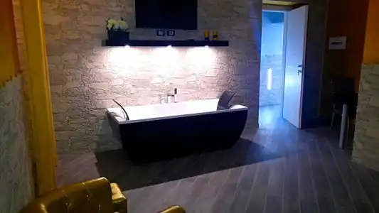 Excellence Suite - 144