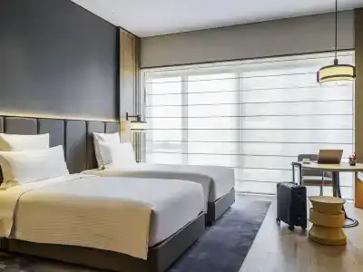 Pullman - 4
