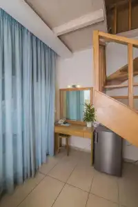 Grand TheoNi Boutique & Spa - 13