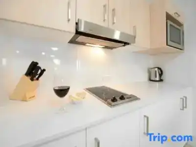 The Edge Apartment - 42