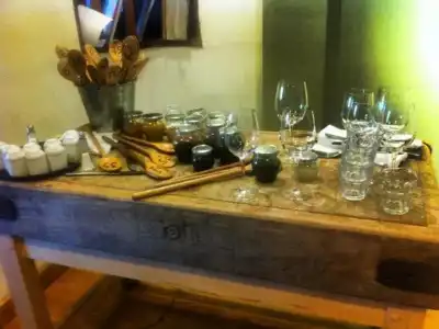 Scobie's Boutique Bed & Breakfast - 12