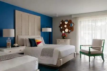 Paradise Point Resort & Spa - 2