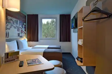 B&B Berlin-Dreilinden - 34