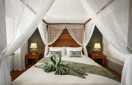 Phandara Luxury Pool Villas - 36