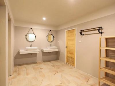 Lupta Hostel Patong Hideaway - 0