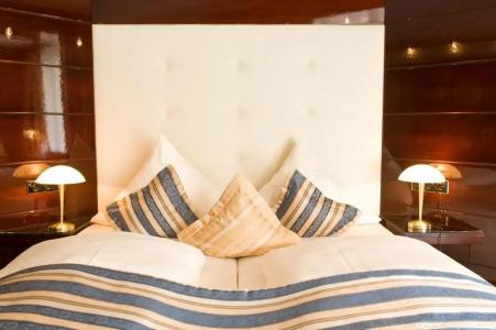 Moselstern Brixiade &Triton - 37