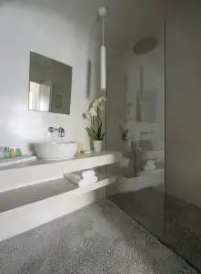Echoes Luxury Suites - 16