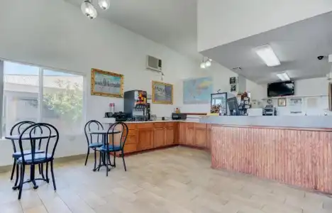 Redmond Inn - 13