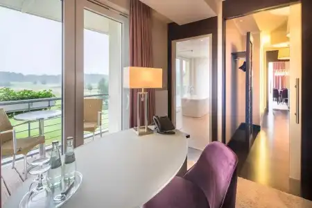 Best Western Premier Castanea Resort - 113