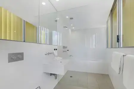 ULTIQA Air On Broadbeach - 359