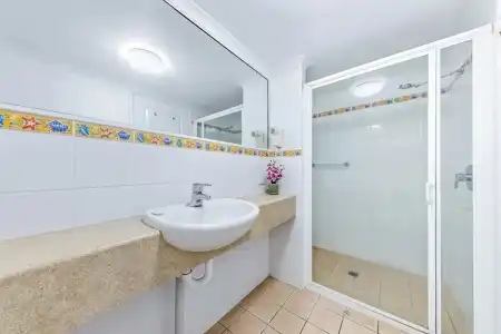Shingley Beach Resort - 210
