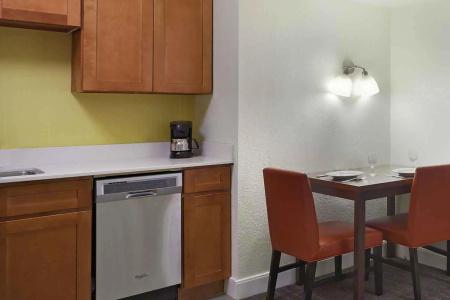 Extended Stay America Suites - Houston - Galleria - 56
