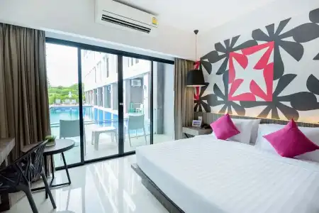 J Residence - 108