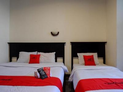 RedDoorz at Golden Inn Tugu Yogyakarta - 27