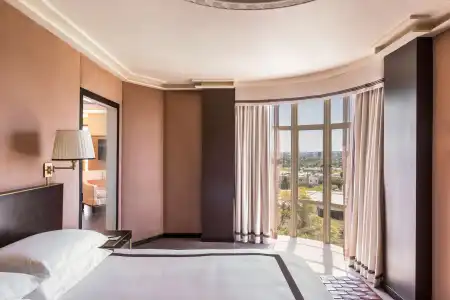 Sunset Tower - 6