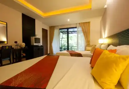 Sunrise Tropical Resort - 3