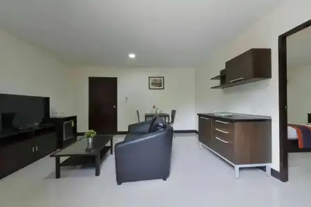 Studio Residence Sukhumvit 71 - 82
