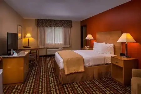 Best Western Ambassador Inn & Suites - 110