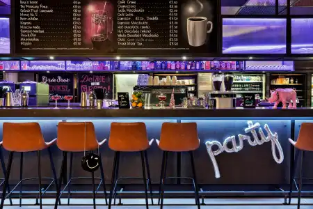 MOXY Frankfurt East - 37