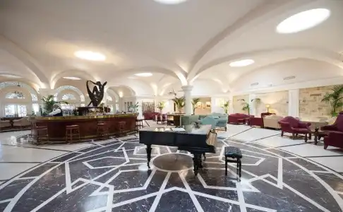The Phoenicia Malta - The Leadings of the World - 1