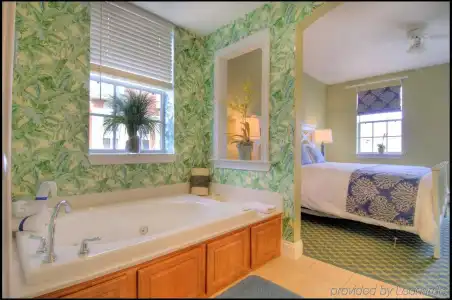 SpringHill Suites by Marriott Orlando Lake Buena Vista South - 10