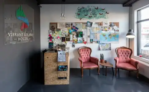 Vibrant Iceland Hostel - 15