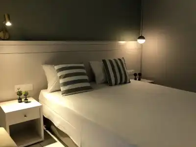 George Apartments - 3