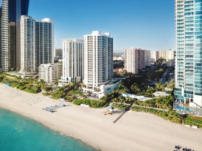 DoubleTree Resort & Spa by Hilton Ocean Point-N. Miami Beach - 20