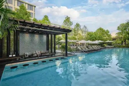Four Points by Sheraton Phuket Patong Beach Resort - 16