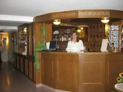 Molnár - 23