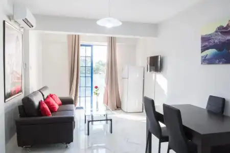 Must Stay - Evripidou Holiday Flats - 4