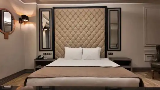 Lala Grand - 39