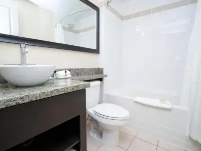 Sandmans & Suites Calgary West - 49