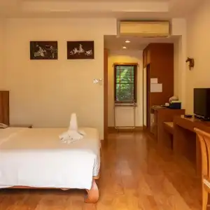 Sailom Resort Bangsaphan - 20
