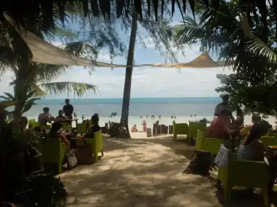 Secret Beach Bungalows - 5