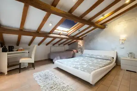 Medieval House - 33