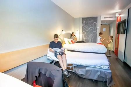 ibis Bourges - 43