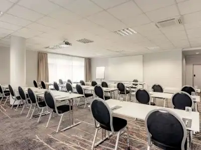 Park Inn by Radisson Düsseldorf Kaarst - 15