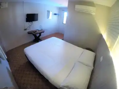 T & T Hostel Kanchanaburi - 15