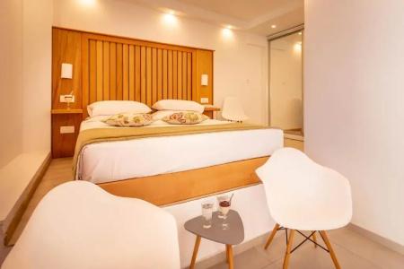 Mar n Mar Crown-Suites - 57