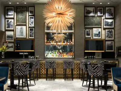 Fairmont Vancouver - 25