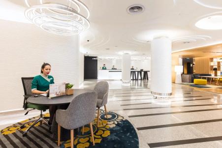 Holiday Inn Bangkok by IHG - 35
