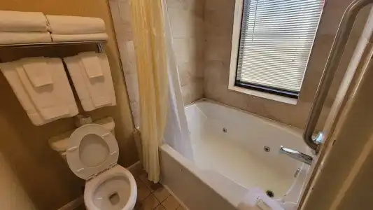 The Historic Cavalier and Beach Club, Autograph Collection - 8