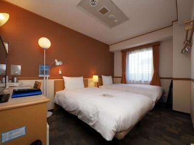 Toyoko Inn Takamatsu Hyogomachi - 4