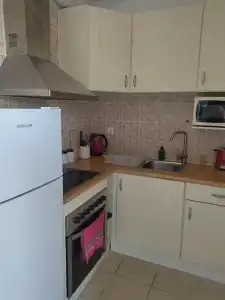 Lagoon View Apartments - Adults Only - 55